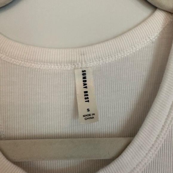 Aritzia White Tank - Picture 2 of 2